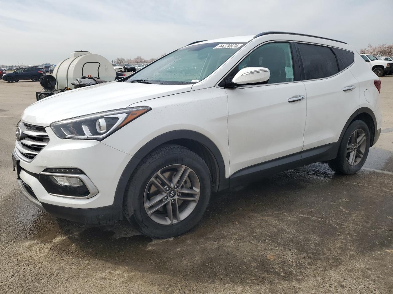 5NMZU3LB4JH088577  hyundai santa fe 2018 IMG 0