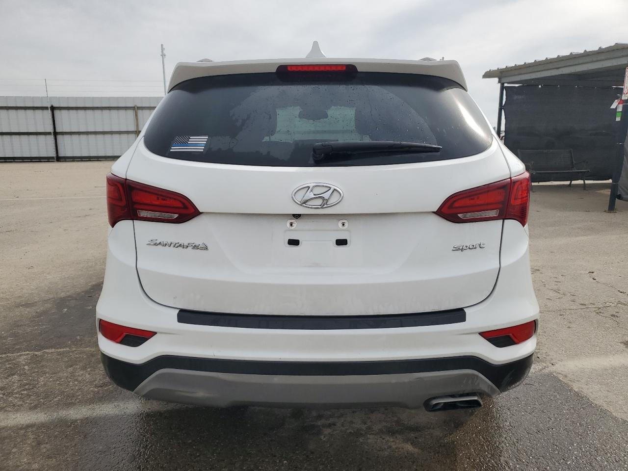 5NMZU3LB4JH088577  hyundai santa fe 2018 IMG 5