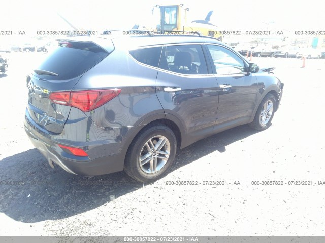 5NMZU3LB8HH051218  hyundai santa fe 2017 IMG 3