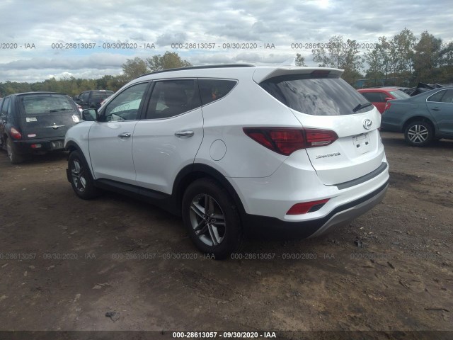 5NMZUDLB1HH036968  hyundai santa fe 2017 IMG 2