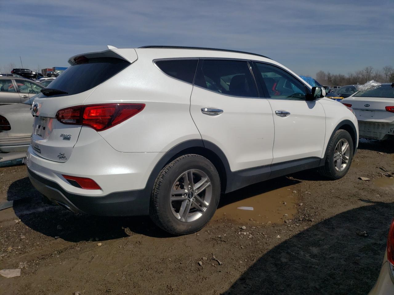 5NMZUDLB7JH063470  hyundai santa fe 2017 IMG 2