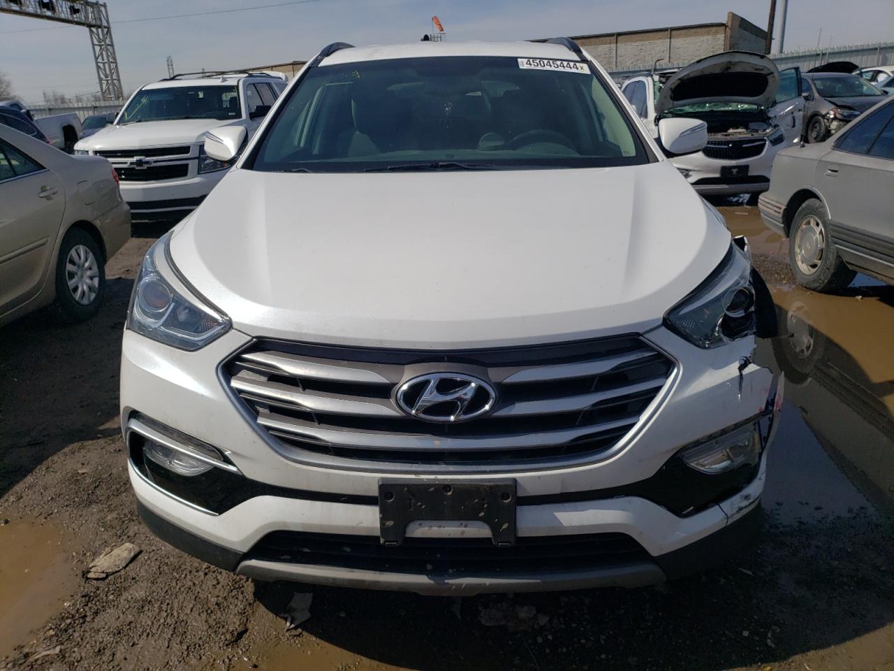 5NMZUDLB7JH063470  hyundai santa fe 2017 IMG 4