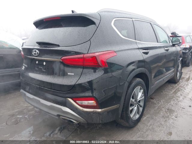 5NMS5CAD4KH001703  hyundai santa fe 2018 IMG 3