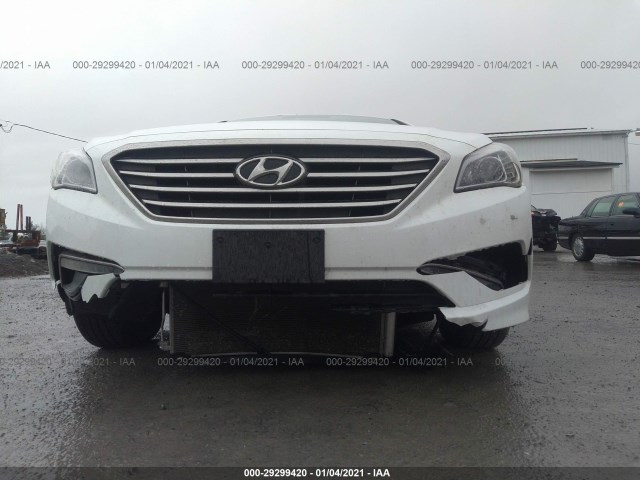 5NPE24AF6FH147414  hyundai sonata 2015 IMG 5