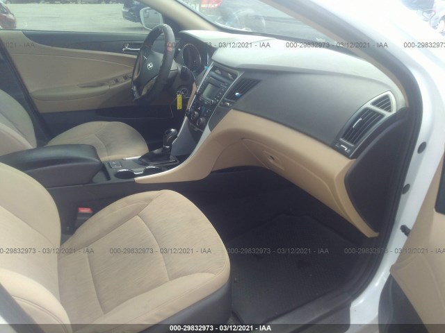 5NPEB4AC6EH924940  hyundai sonata 2014 IMG 4