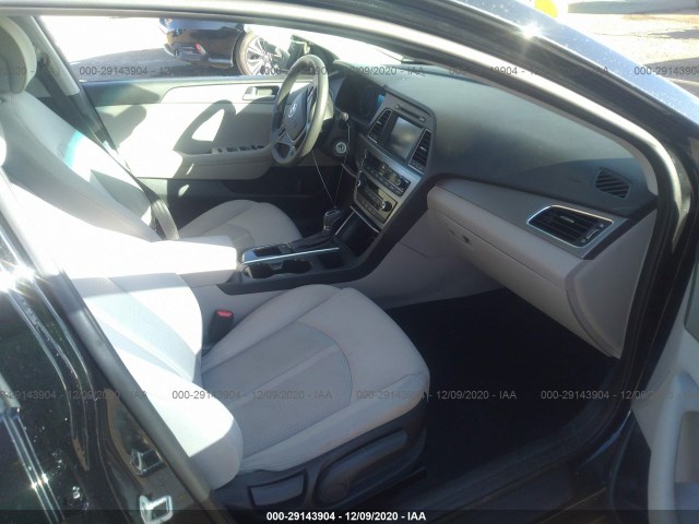 5NPE24AF2GH358594  hyundai sonata 2016 IMG 4