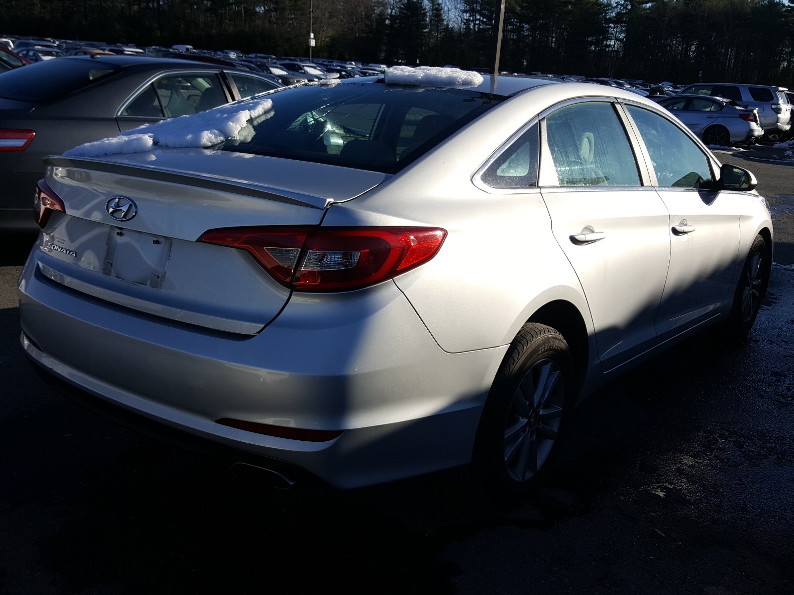 5NPE24AF8GH278930  hyundai sonata 2015 IMG 3