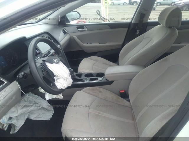 5NPE24AF0GH420607  hyundai sonata 2016 IMG 4