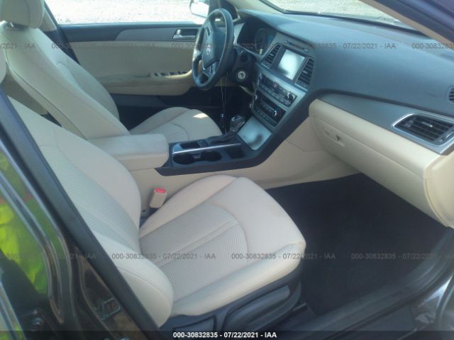 5NPE24AF1GH426965  hyundai sonata 2016 IMG 4