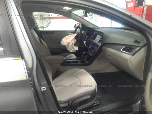 5NPE24AF9HH454238  hyundai sonata 2016 IMG 4