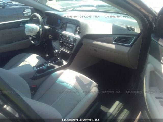 5NPE34AF8GH380810  hyundai sonata 2016 IMG 4