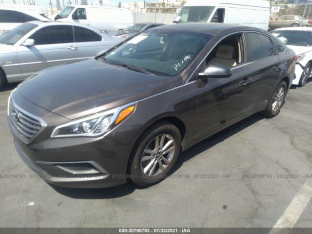 5NPE24AF4HH577980  hyundai sonata 2017 IMG 1