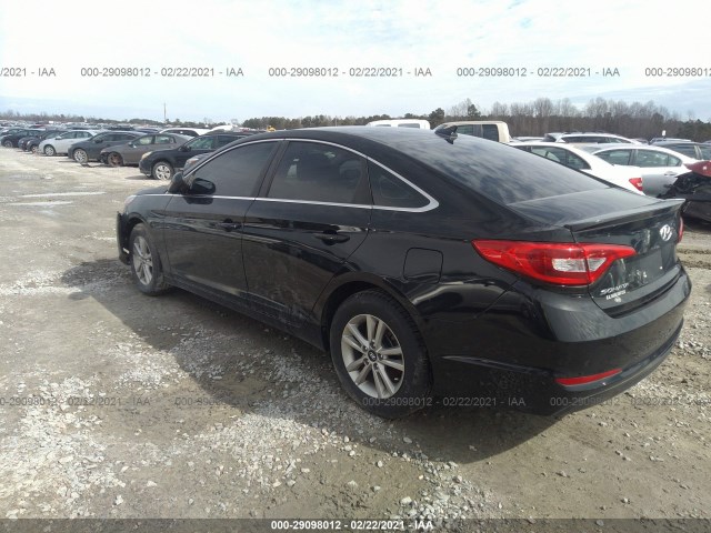 5NPE24AF5HH557723  hyundai sonata 2017 IMG 2