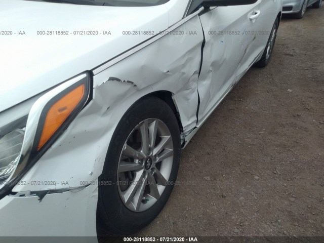 5NPE24AF6HH576801  hyundai sonata 2017 IMG 5