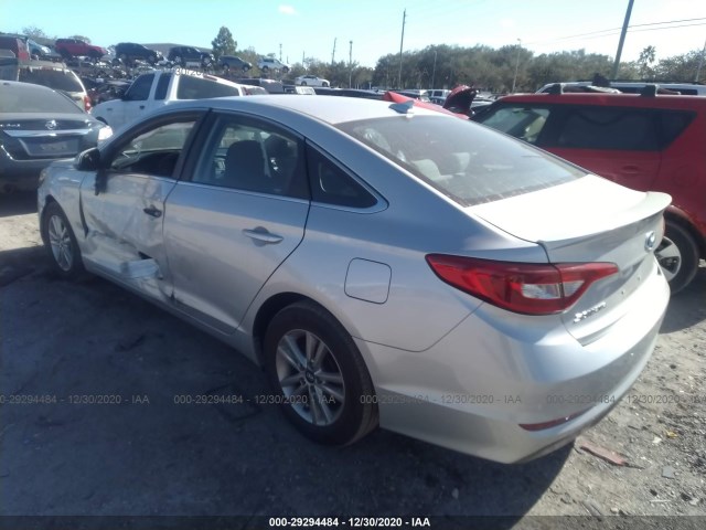 5NPE24AF7HH547095  hyundai sonata 2017 IMG 2