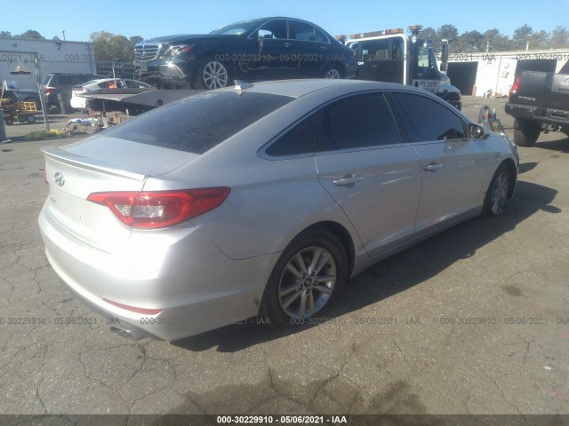 5NPE24AF7HH552796  hyundai sonata 2017 IMG 3