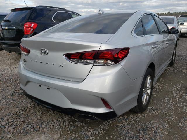 5NPE24AFXJH600460  hyundai  2018 IMG 3