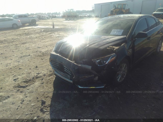 5NPE24AA8JH706880  hyundai sonata 2018 IMG 5