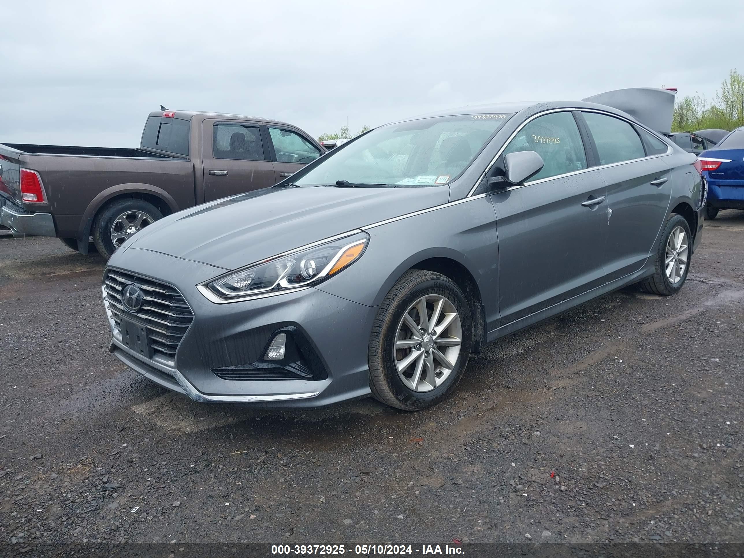 5NPE24AF3JH713506  hyundai sonata 2018 IMG 1