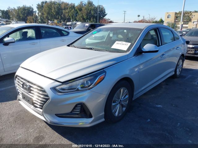 KMHE24L35JA081078  hyundai sonata 2018 IMG 1