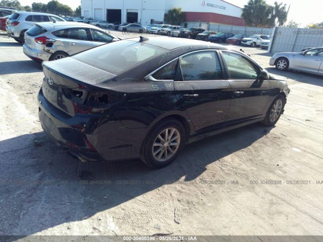 5NPE24AF2KH777456  hyundai sonata 2019 IMG 3