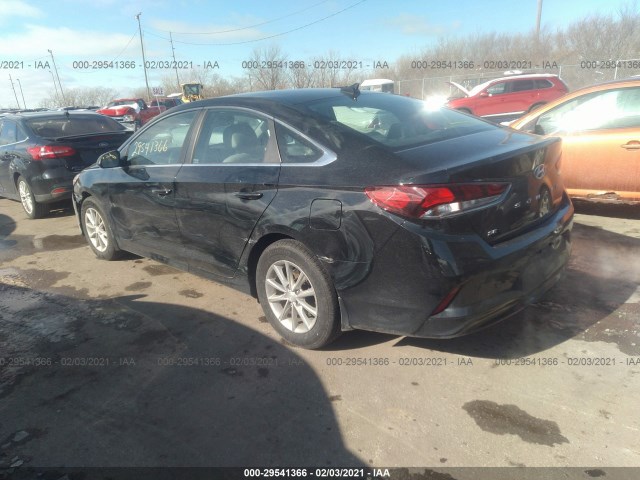 5NPE24AF3KH800825  hyundai sonata 2019 IMG 2