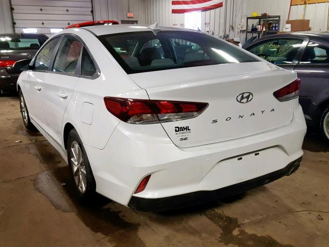 5NPE24AF7JH599994  hyundai sonata se 2018 IMG 2