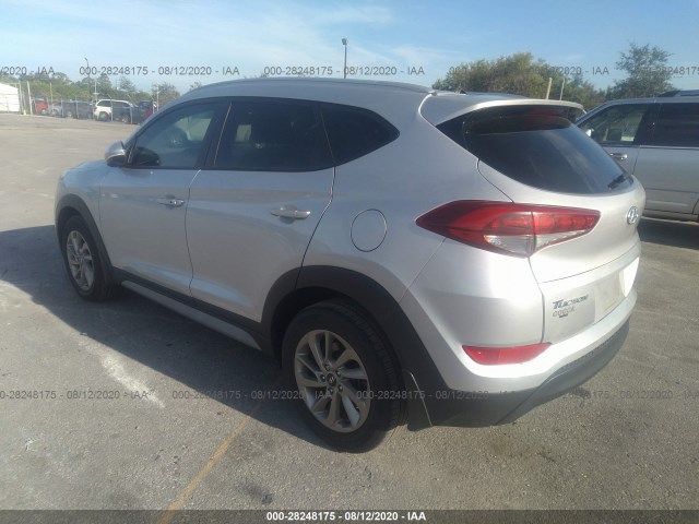 KM8J33A43HU535175  hyundai tucson 2017 IMG 2