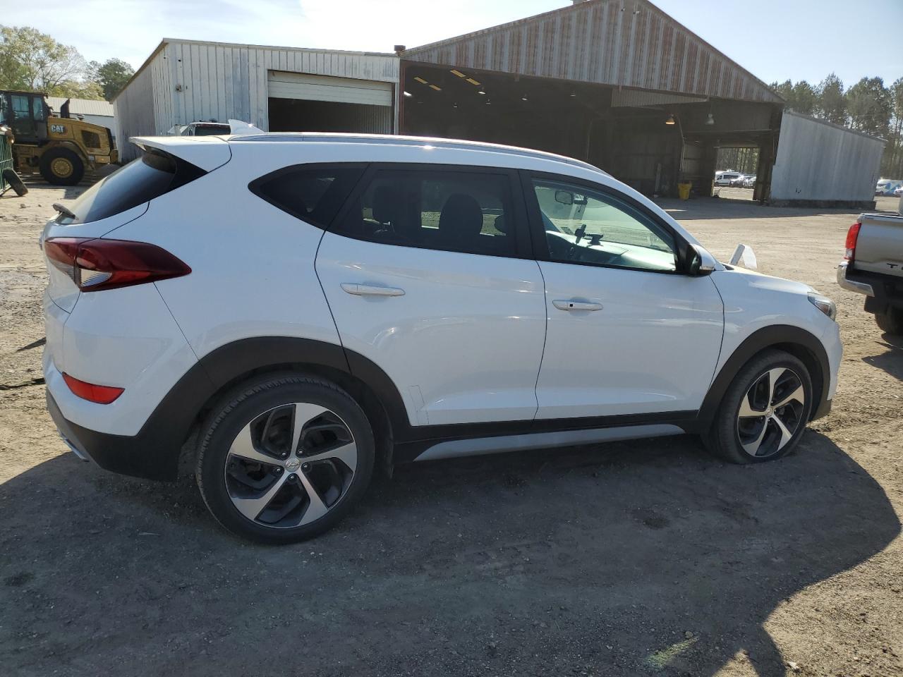 KM8J33AL8JU826316  hyundai tucson 2018 IMG 2