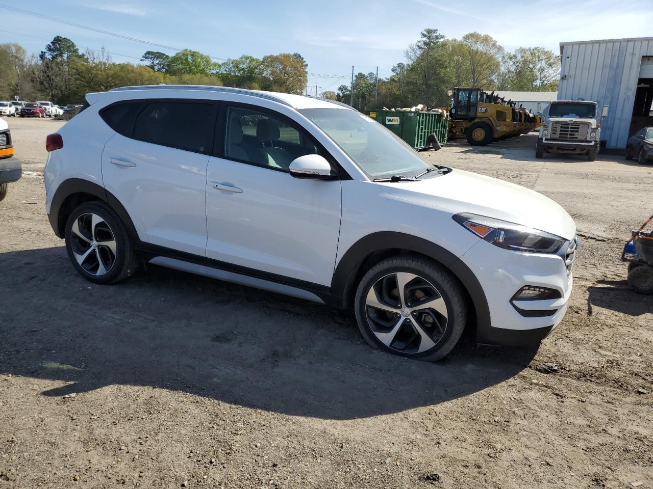 KM8J33AL8JU826316  hyundai tucson 2018 IMG 3