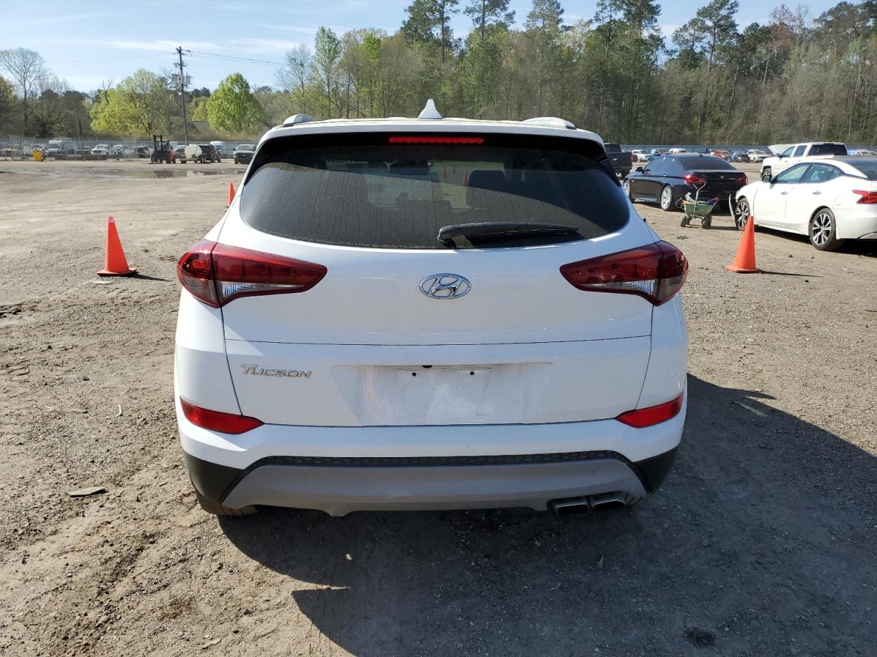 KM8J33AL8JU826316  hyundai tucson 2018 IMG 5