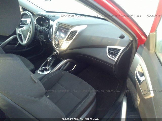 KMHTC6AD0GU275746  hyundai veloster 2016 IMG 4