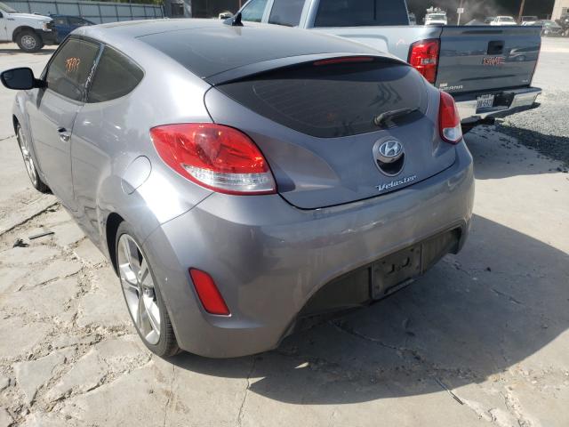 KMHTC6AD1HU312997  hyundai veloster 2017 IMG 2