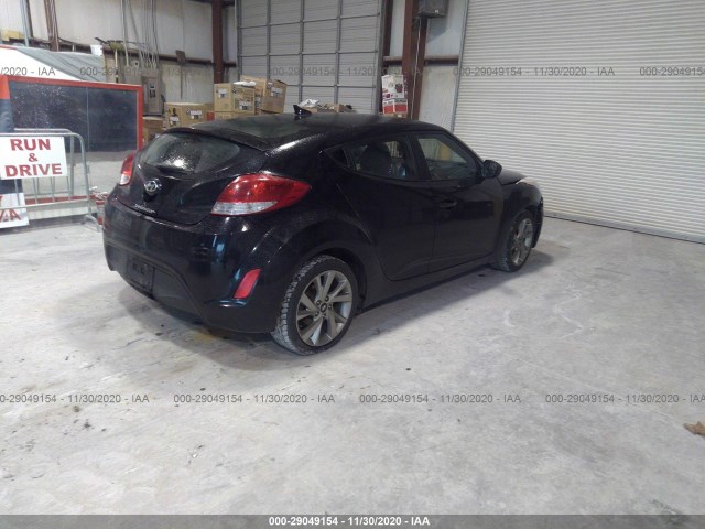 KMHTC6AD5HU306474  hyundai veloster 2017 IMG 3