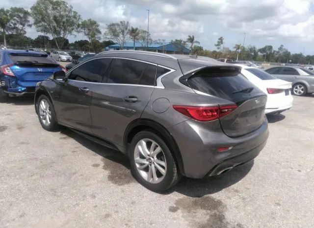 SJKCH5CP3HA029233  infiniti qx30 2017 IMG 2