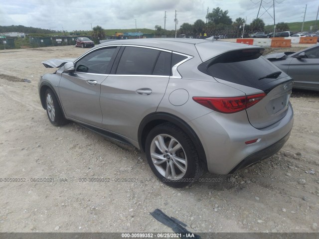 SJKCH5CP6HA033518  infiniti qx30 2017 IMG 2