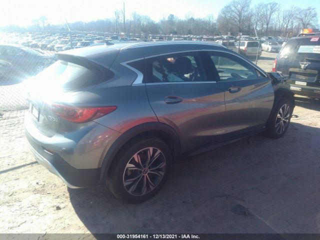 SJKCH5CR0HA025495  infiniti qx30 2017 IMG 3