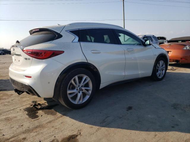 SJKCH5CP6JA049868  infiniti qx30 2018 IMG 2