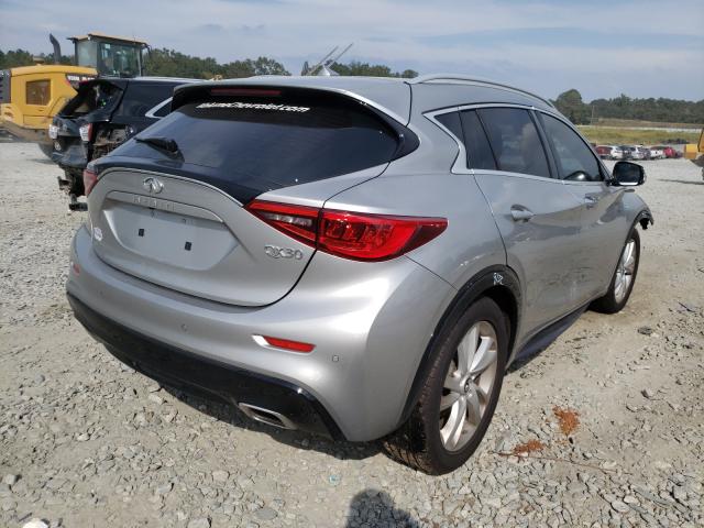 SJKCH5CP6HA027086  infiniti qx30 base 2017 IMG 3