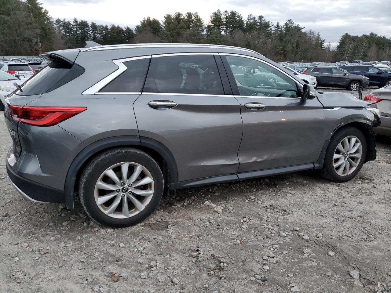 3PCAJ5M34KF105700  infiniti qx50 2018 IMG 2