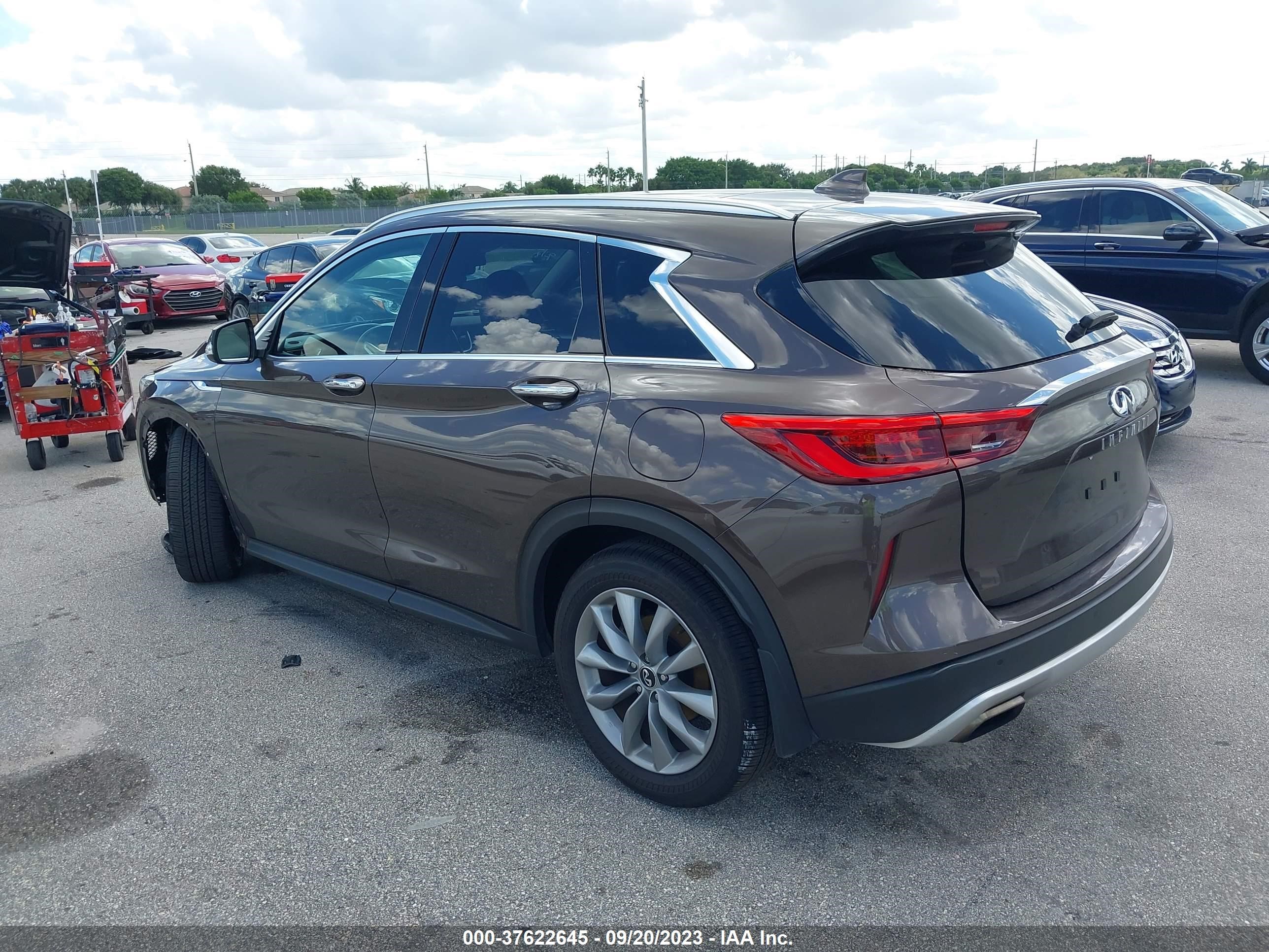 3PCAJ5M12KF132876  infiniti qx50 2019 IMG 2