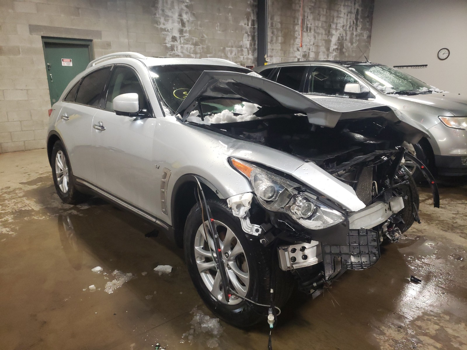 JN8CS1MW6GM751056  infiniti qx70 2016 IMG 0