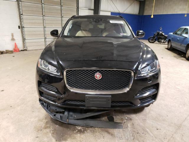 SADCJ2BV5HA099150  jaguar  2017 IMG 4