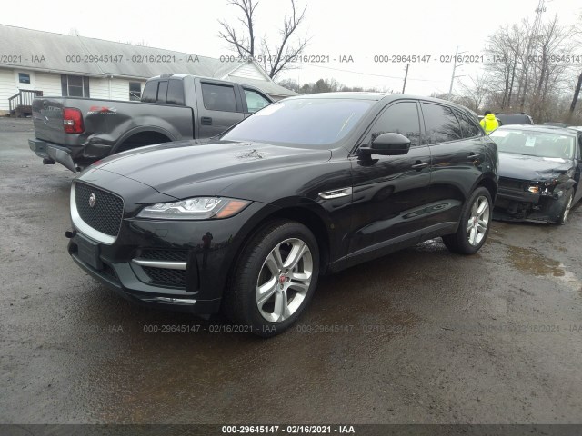 SADCL2BV5HA049357  jaguar f-pace 2017 IMG 1