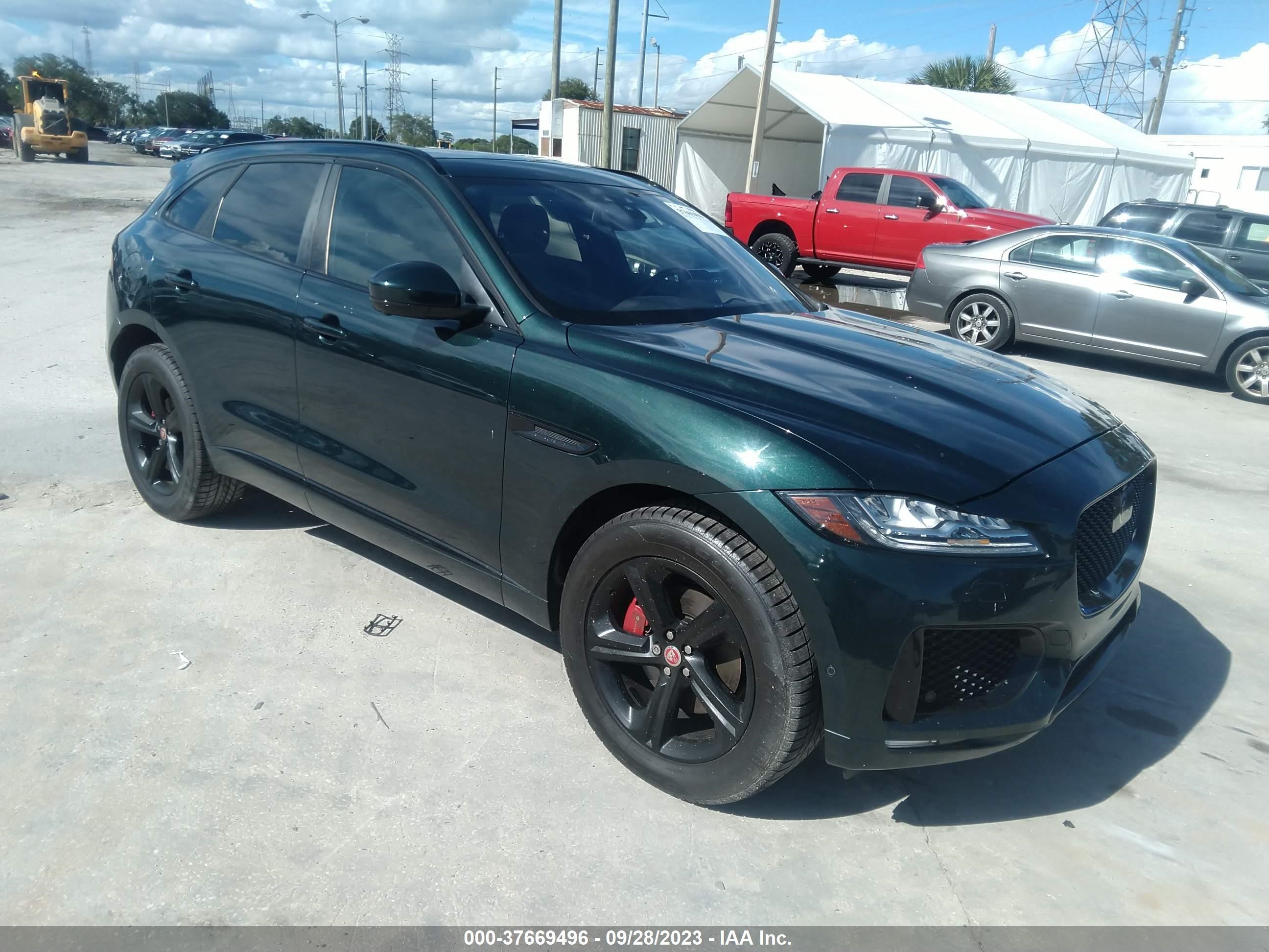 SADCM2FV9JA238428  jaguar f-pace 2018 IMG 0