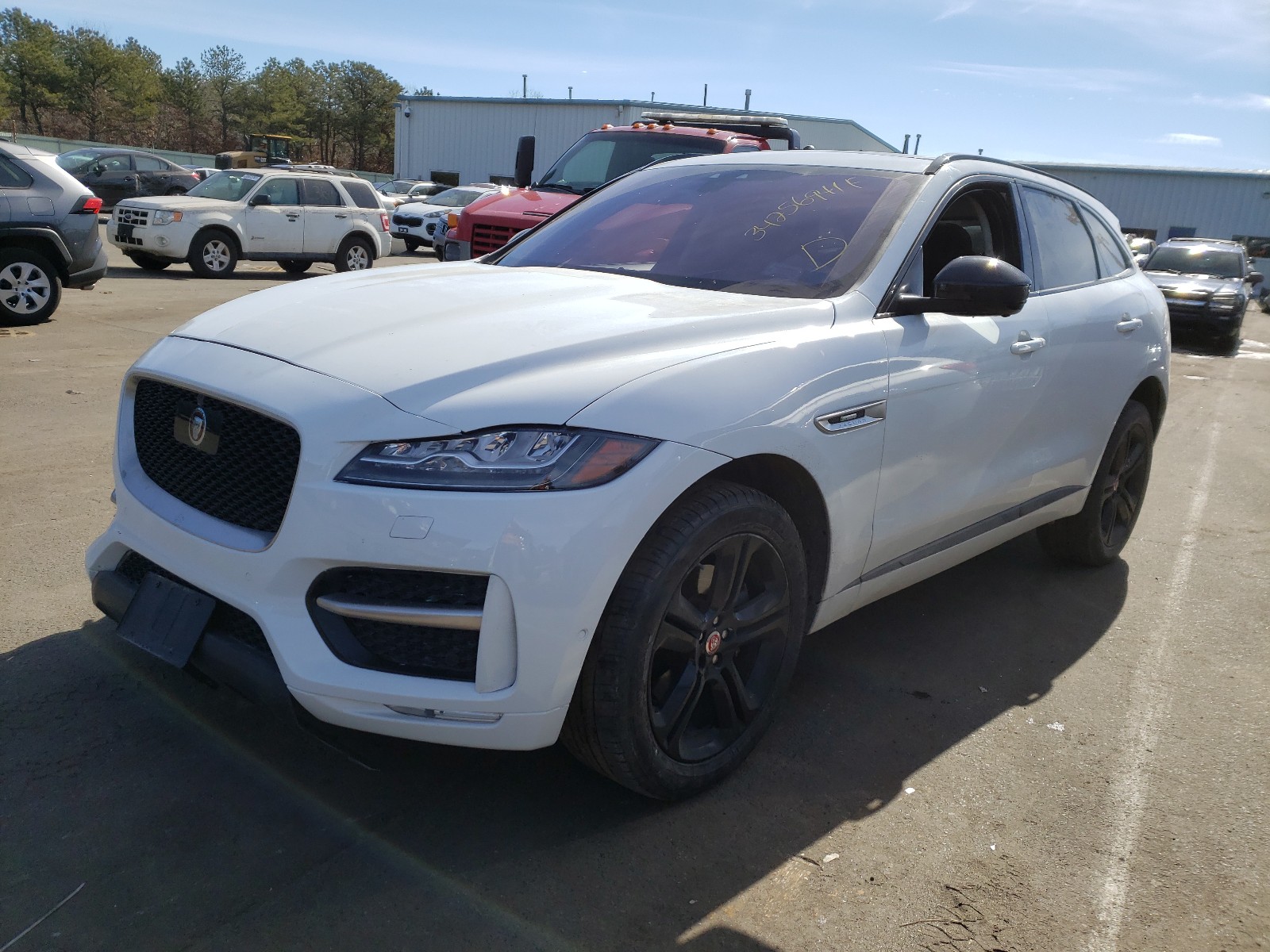 SADCL2BV0HA490720  jaguar f-pace r - 2017 IMG 1