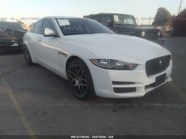 SAJAR4BN2HA971390  jaguar xe 2017 IMG 0