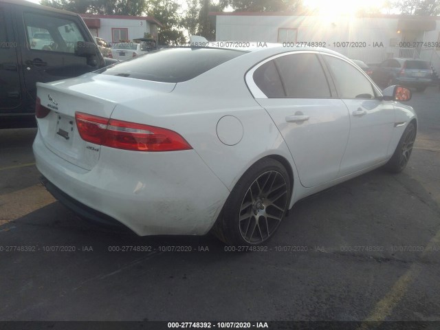 SAJAR4BN2HA971390  jaguar xe 2017 IMG 3