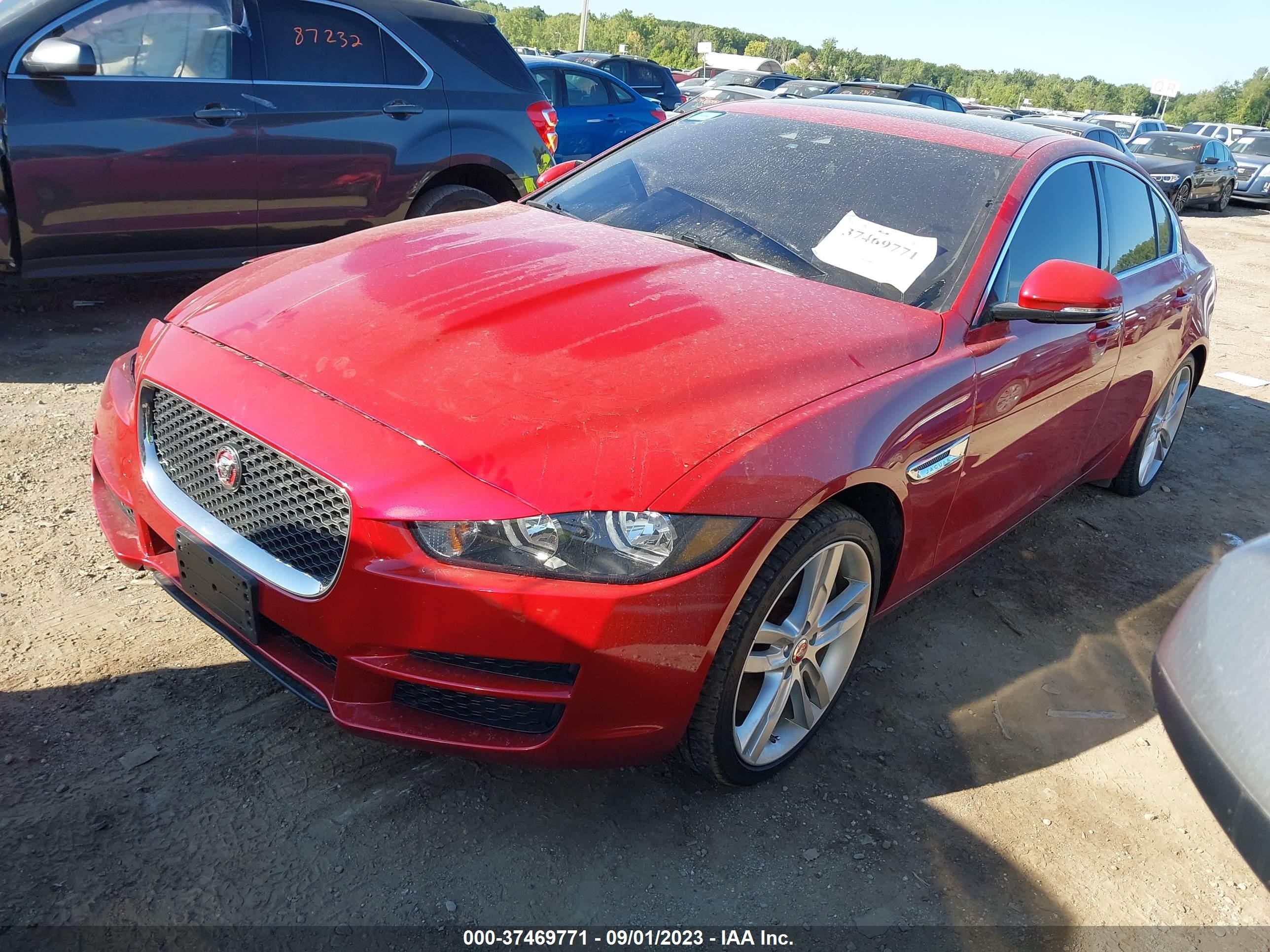 SAJAK4BVXHA955314  jaguar xe 2017 IMG 1