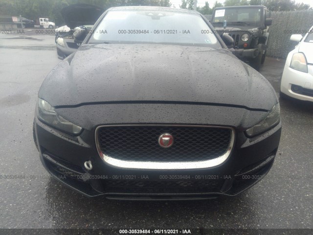 SAJAS4BN6HA952832  jaguar xe 2017 IMG 5